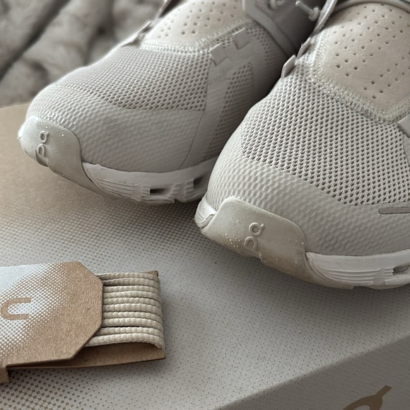 On Cloud 5 Pearl Womens Running Shoe - Picture 9 of 10